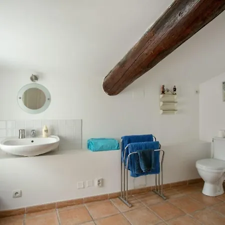 18th Century 2-bed House Sleeps 6 Ferienhaus Marseillan (Herault)