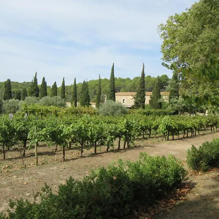 18th Century 2-bed House Sleeps 6 Marseillan (Herault)
